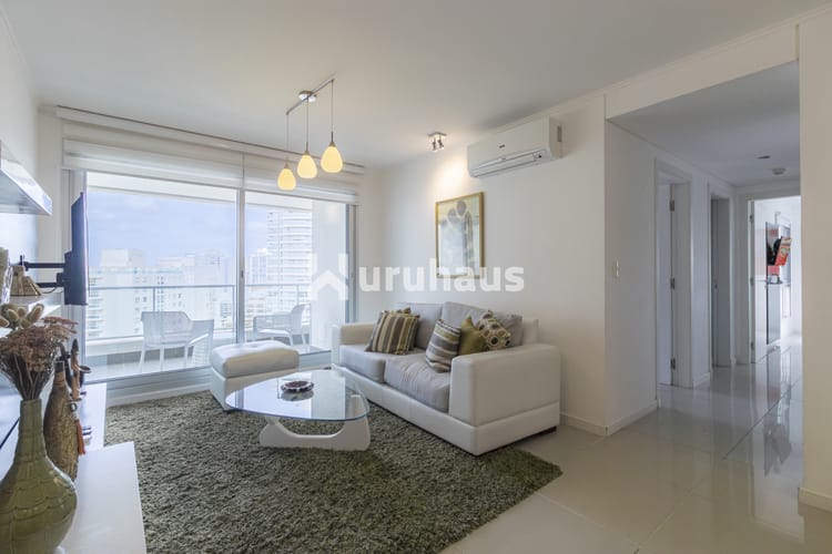 ALQUILER APARTAMENTO DOS DORMITORIOS PLAYA BRAVA WIND TOWER · Foto 5