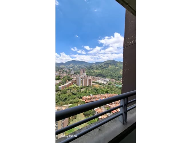 Apartamento de 3 alcobas en arriendo en San Juan Bautista, Itagüí, 78 m² · foto 3 de 20