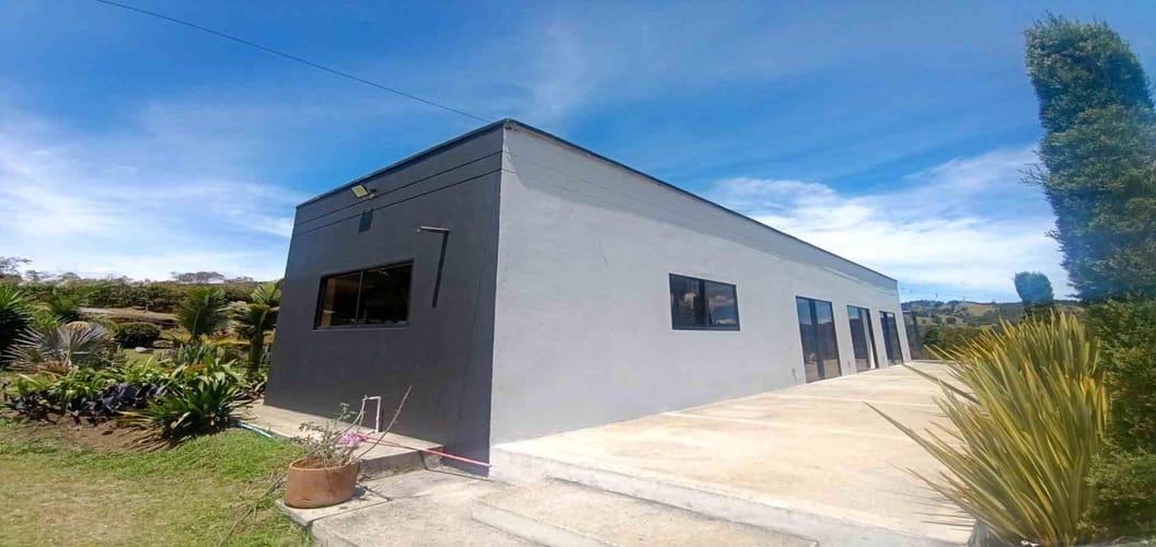 Finca en arriendo en San Jose, Guarne, 250 m² · foto 2 de 19