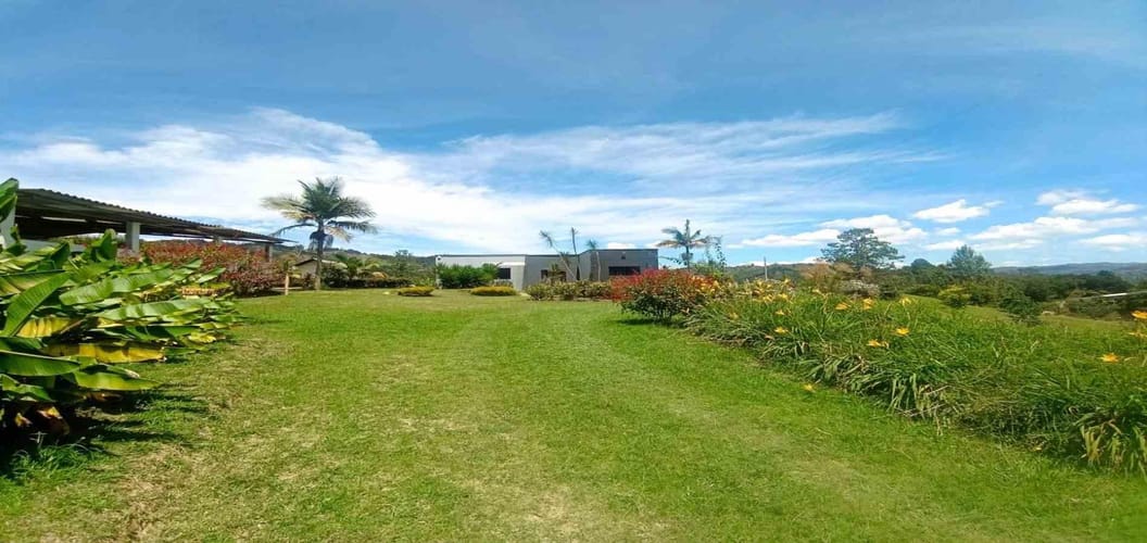 Finca en arriendo en San Jose, Guarne, 250 m² · foto 13 de 19
