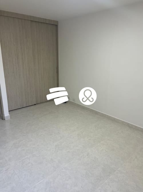 Apartamento de 3 alcobas en venta en La Castellana, Medellín, 96 m² · foto 3 de 7
