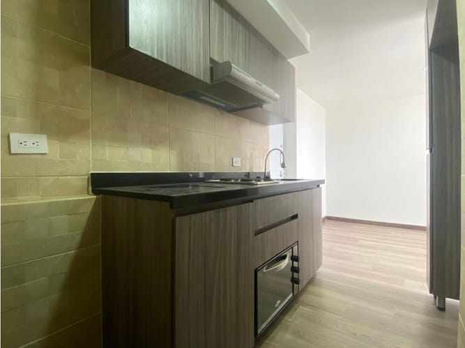 Apartamento de 1 alcoba en arriendo en El Redil, Bogotá, 38 m² · foto 3 de 24