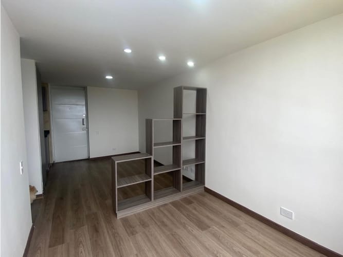 Apartamento de 1 alcoba en arriendo en El Redil, Bogotá, 38 m² · foto 8 de 24