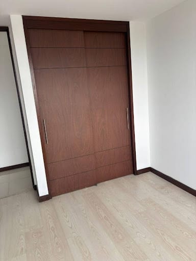 Apartamento de 3 alcobas en arriendo en Cumbres, Envigado, 98 m² · foto 11 de 20