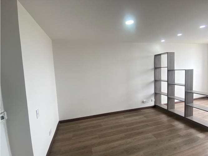Apartamento de 1 alcoba en arriendo en El Redil, Bogotá, 38 m² · foto 16 de 24