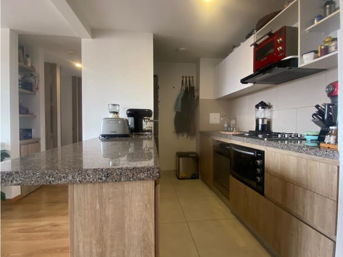 Apartamento en venta en Gran Granada, Bogotá · foto 2 de 24