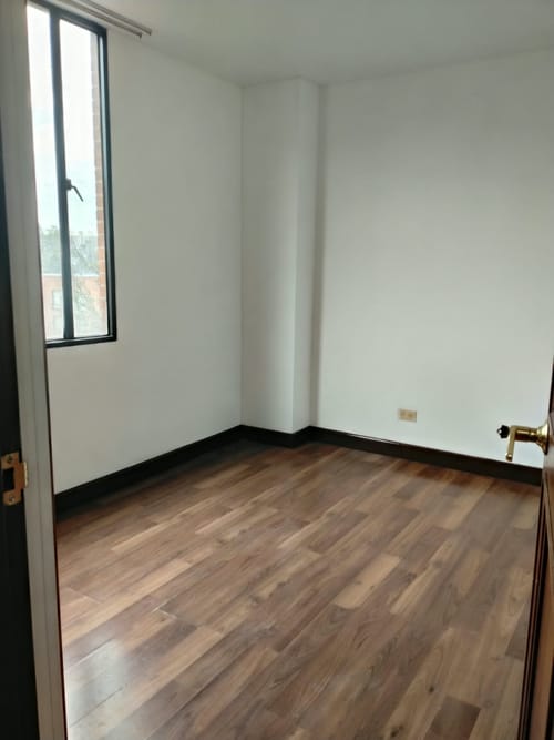 Apartamento de 3 alcobas en arriendo en Hayuelos, Bogotá, 67 m² · foto 2 de 15
