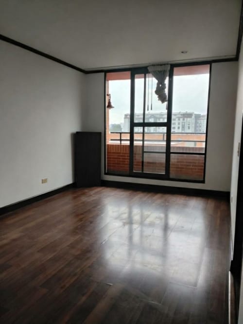 Apartamento de 3 alcobas en arriendo en Hayuelos, Bogotá, 67 m² · foto 4 de 15