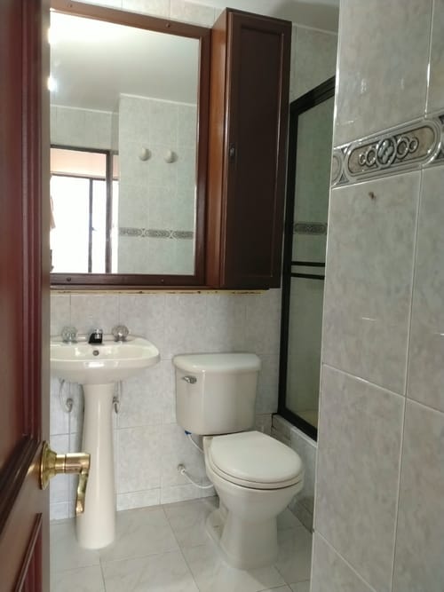 Apartamento de 3 alcobas en arriendo en Hayuelos, Bogotá, 67 m² · foto 5 de 15