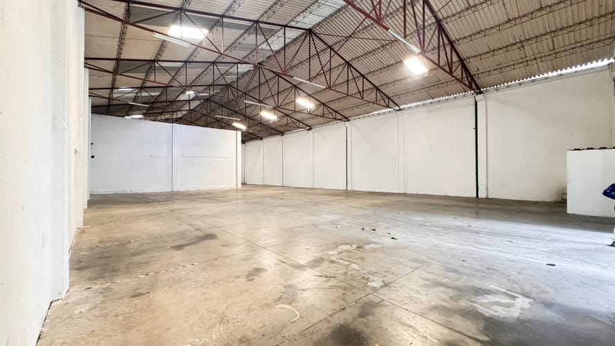Bodega en arriendo en Acopi, Yumbo, 1000 m² · foto 3 de 12