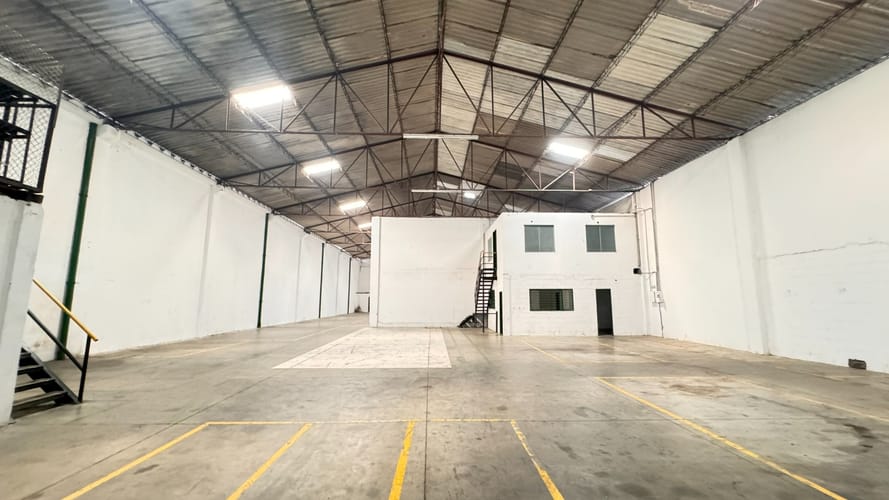 Bodega en arriendo en Acopi, Yumbo, 1000 m² · foto 9 de 12