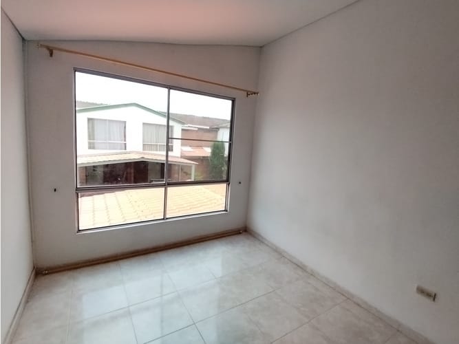 Casa de 3 alcobas en venta en Emilia, Palmira, 108 m² · foto 11 de 24