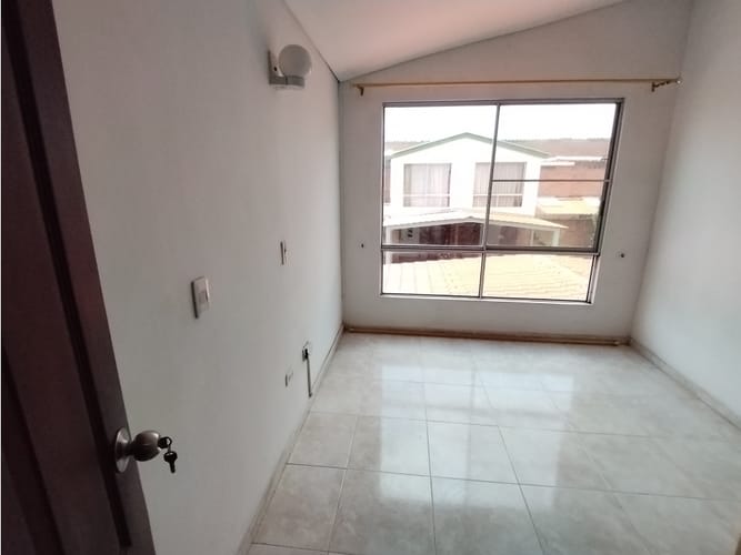 Casa de 3 alcobas en venta en Emilia, Palmira, 108 m² · foto 15 de 24
