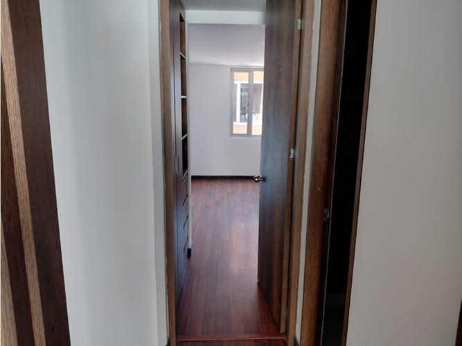 Apartamento de 2 alcobas en venta en Bella Suiza, Bogotá, 66 m² · foto 4 de 13