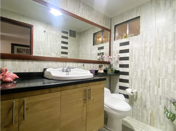 Apartamento de 3 alcobas en venta en Normandia, Bogotá, 250 m² · foto 10 de 24