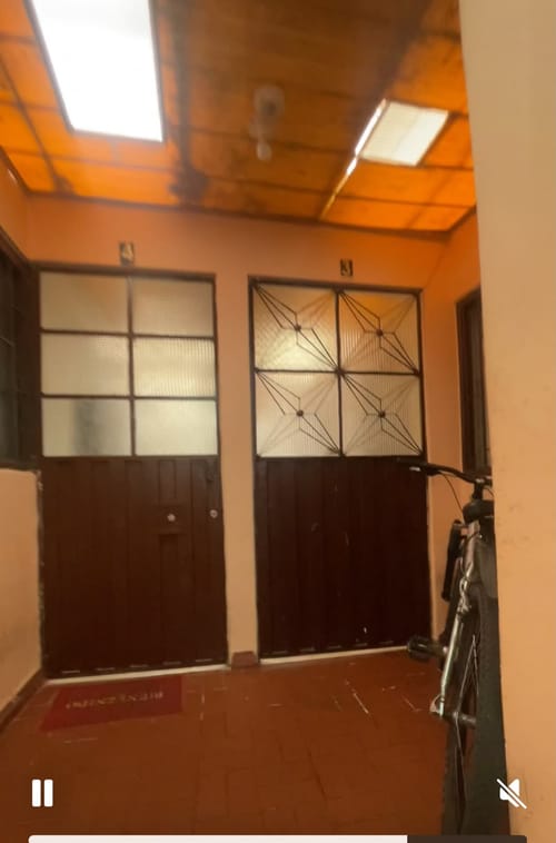 Casa de 19 alcobas en venta en Ciudad Hunza, Bogotá, 384 m² · foto 3 de 9