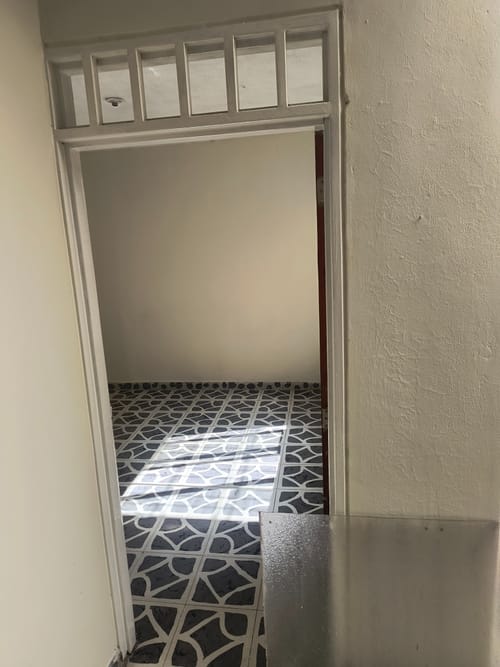 Apartamento de 2 alcobas en arriendo en Cristobal Colon, Cali, 50 m² · foto 12 de 13