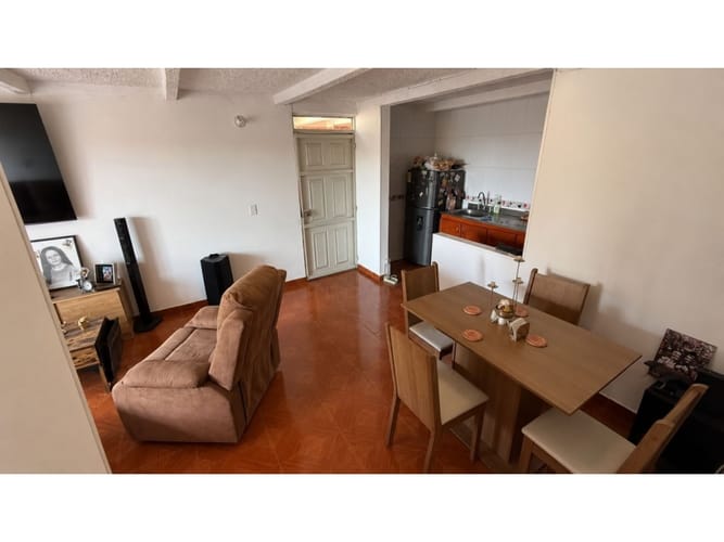 Apartamento en venta en Ciudad Techo Ii, Bogotá · foto 3 de 18