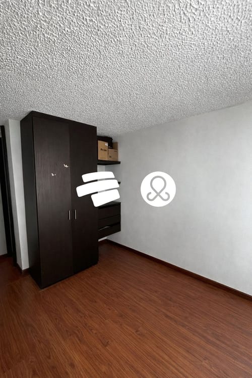 Apartamento en venta en Plaza Imperial Centro Comercial, Bogotá · foto 5 de 6