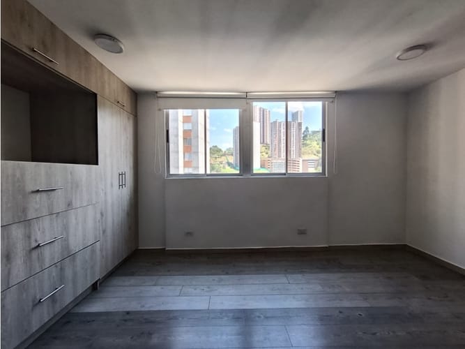 Apartamento de 2 alcobas en venta en La Doctora, Sabaneta, 58 m² · foto 5 de 11