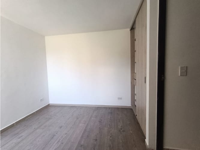 Apartamento de 2 alcobas en venta en La Doctora, Sabaneta, 58 m² · foto 7 de 11