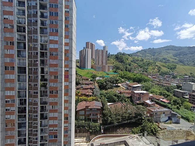 Apartamento de 2 alcobas en venta en La Doctora, Sabaneta, 58 m² · foto 11 de 11