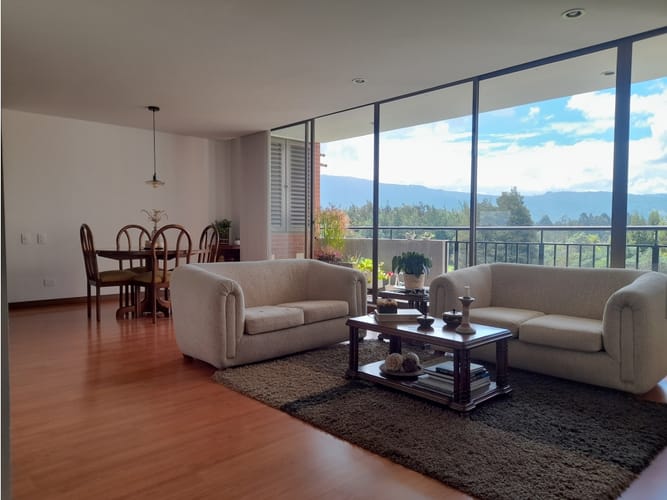 Apartamento en venta en Arrayanes, Bogotá · foto 2 de 24