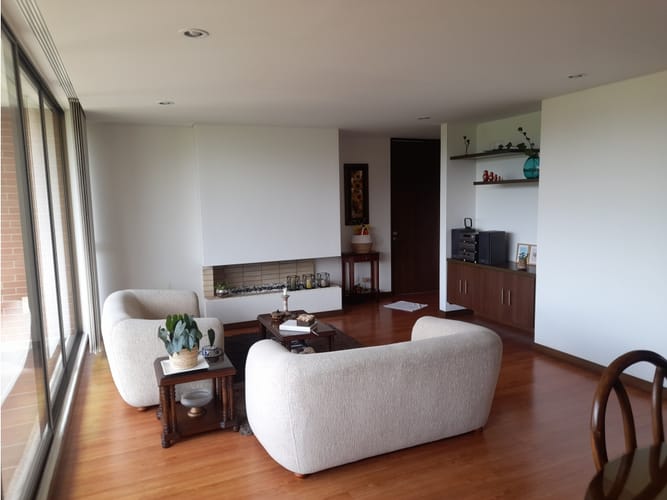 Apartamento en venta en Arrayanes, Bogotá · foto 3 de 24