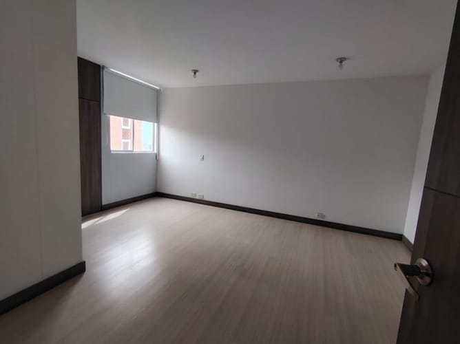 Apartamento de 2 alcobas en arriendo en El Esmeraldal, Envigado, 90 m² · foto 7 de 8