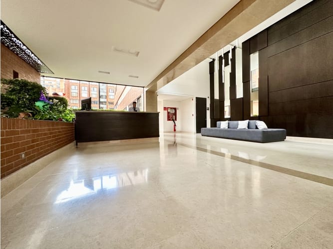 Apartamento de 3 alcobas en venta en Prado Veraniego, Bogotá, 199 m² · foto 19 de 22