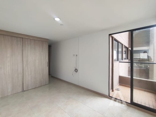 Apartamento de 3 alcobas en arriendo en Las Lomitas, Envigado, 95 m² · foto 4 de 21