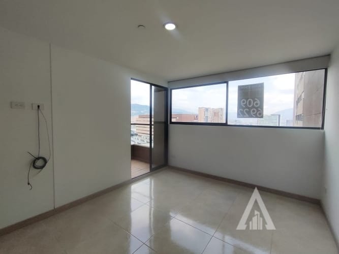 Apartamento de 3 alcobas en arriendo en Las Lomitas, Envigado, 95 m² · foto 7 de 21
