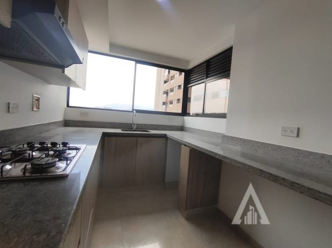 Apartamento de 3 alcobas en arriendo en Las Lomitas, Envigado, 95 m² · foto 16 de 21
