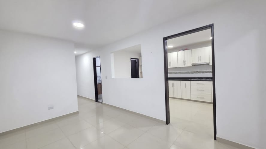 Casa de 4 alcobas en venta en Ciudad Country, Jamundí, 159 m² · foto 4 de 24