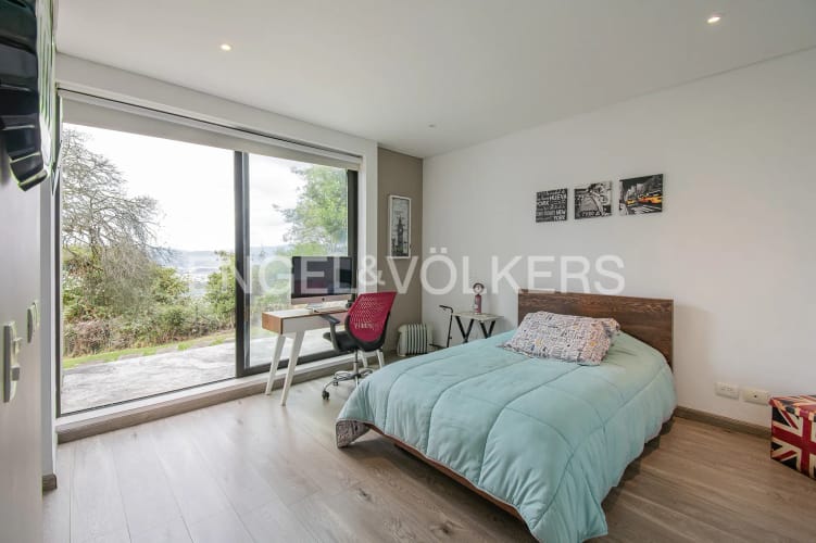 Casa de 5 alcobas en arriendo en Yerbabuena, Chía, 580 m² · foto 14 de 20