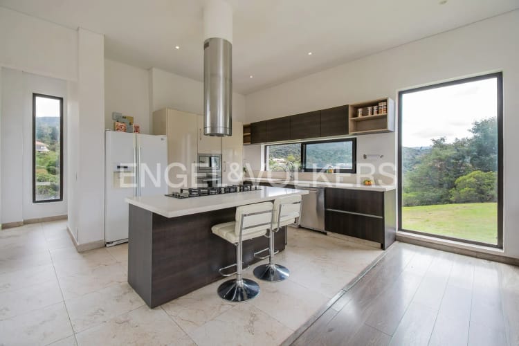 Casa de 5 alcobas en arriendo en Yerbabuena, Chía, 580 m² · foto 7 de 20