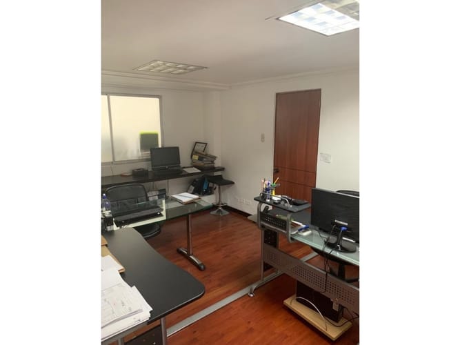 Casa de 5 alcobas en venta en Normandia, Bogotá, 556 m² · foto 4 de 14