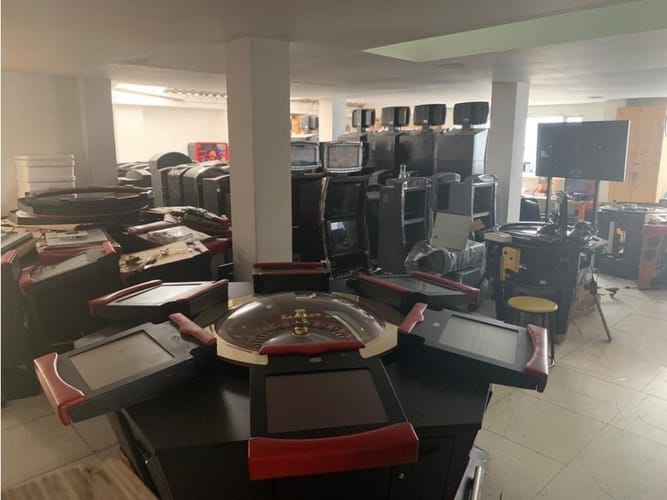 Casa de 5 alcobas en venta en Normandia, Bogotá, 556 m² · foto 6 de 14