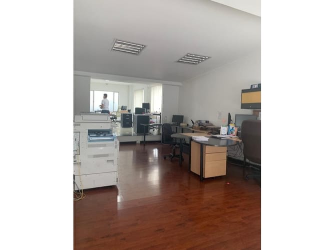 Casa de 5 alcobas en venta en Normandia, Bogotá, 556 m² · foto 13 de 14