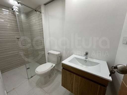 Apartamento de 1 alcoba en arriendo en Bombona No.1, Medellín, 40 m² · foto 3 de 11