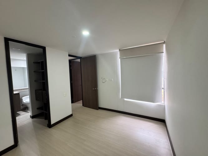 Apartamento de 3 alcobas en arriendo en Llano Grande, Rionegro, 83 m² · foto 3 de 12
