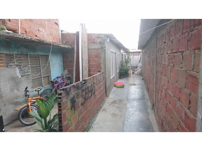 Casa de 8 alcobas en venta en Belalcazar, Palmira, 141 m² · foto 4 de 24
