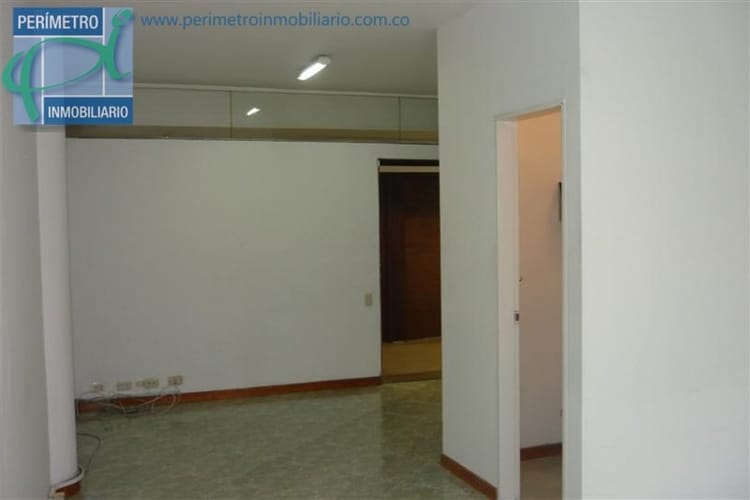 Oficina en arriendo en Milla De Oro, Medellín, 25 m² · foto 2 de 14