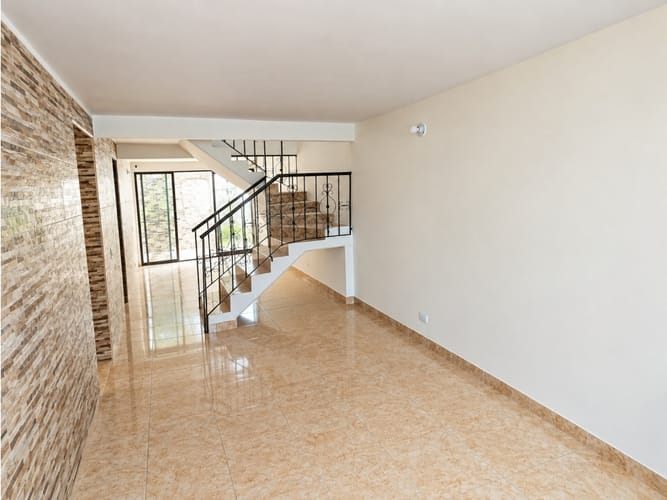 Casa de 3 alcobas en venta en Popular Modelo, Palmira, 70 m² · foto 16 de 24