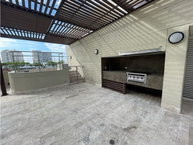 Apartamento de 3 alcobas en arriendo en Riomar, Barranquilla, 104 m² · foto 2 de 16