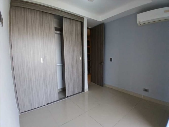 Apartamento de 3 alcobas en arriendo en Riomar, Barranquilla, 104 m² · foto 3 de 16