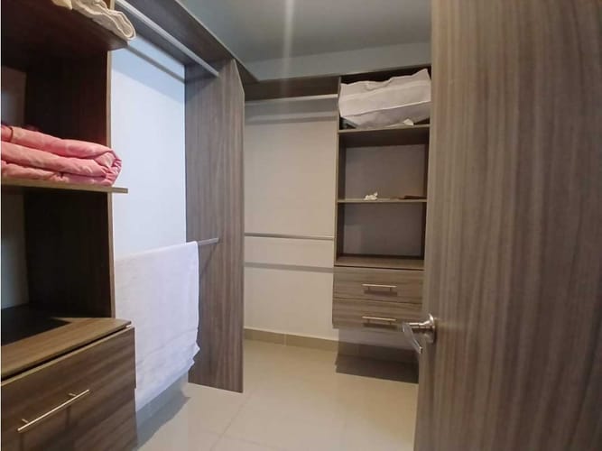 Apartamento de 3 alcobas en arriendo en Riomar, Barranquilla, 104 m² · foto 6 de 16