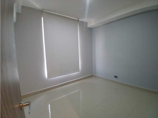 Apartamento de 3 alcobas en arriendo en Riomar, Barranquilla, 104 m² · foto 9 de 16