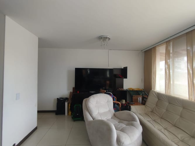 Apartamento de 3 alcobas en venta en La Macarena, Dosquebradas, 72 m² · foto 4 de 12