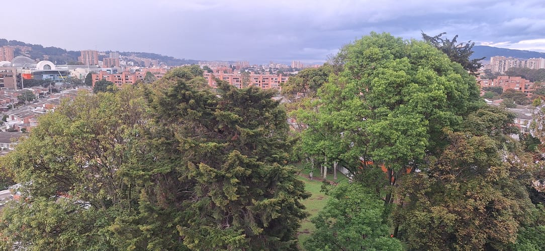 Apartamento de 3 alcobas en venta en Lagos De Cordoba, Bogotá, 117 m² · foto 2 de 24